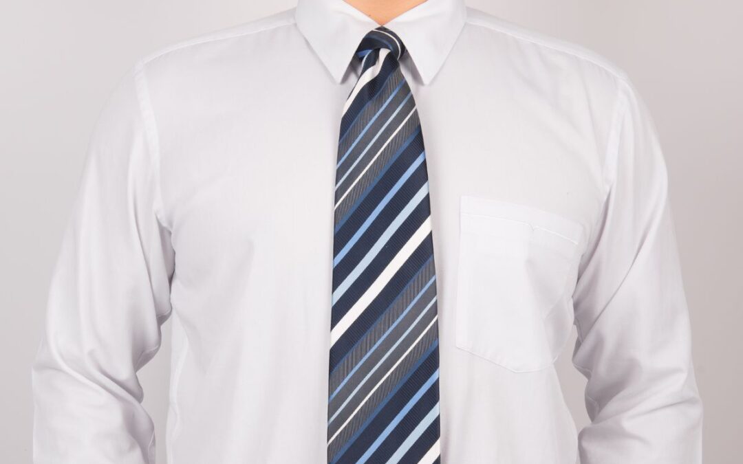 cravatta e camicia